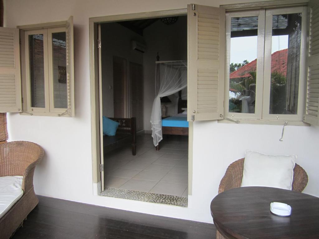 Kembali Beach Bungalows Αμέντ Δωμάτιο φωτογραφία